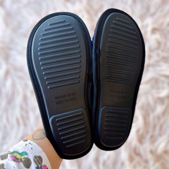 NFL Browns Slippers - Picture 3 of 3